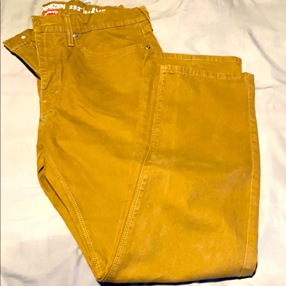 Khaki jeans